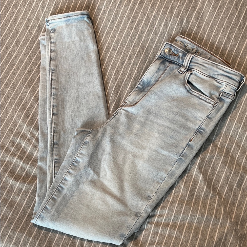 American Eagle Outfitters Light Gray Skinny Jeans